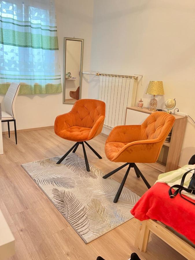 Top Location Viena Exterior foto